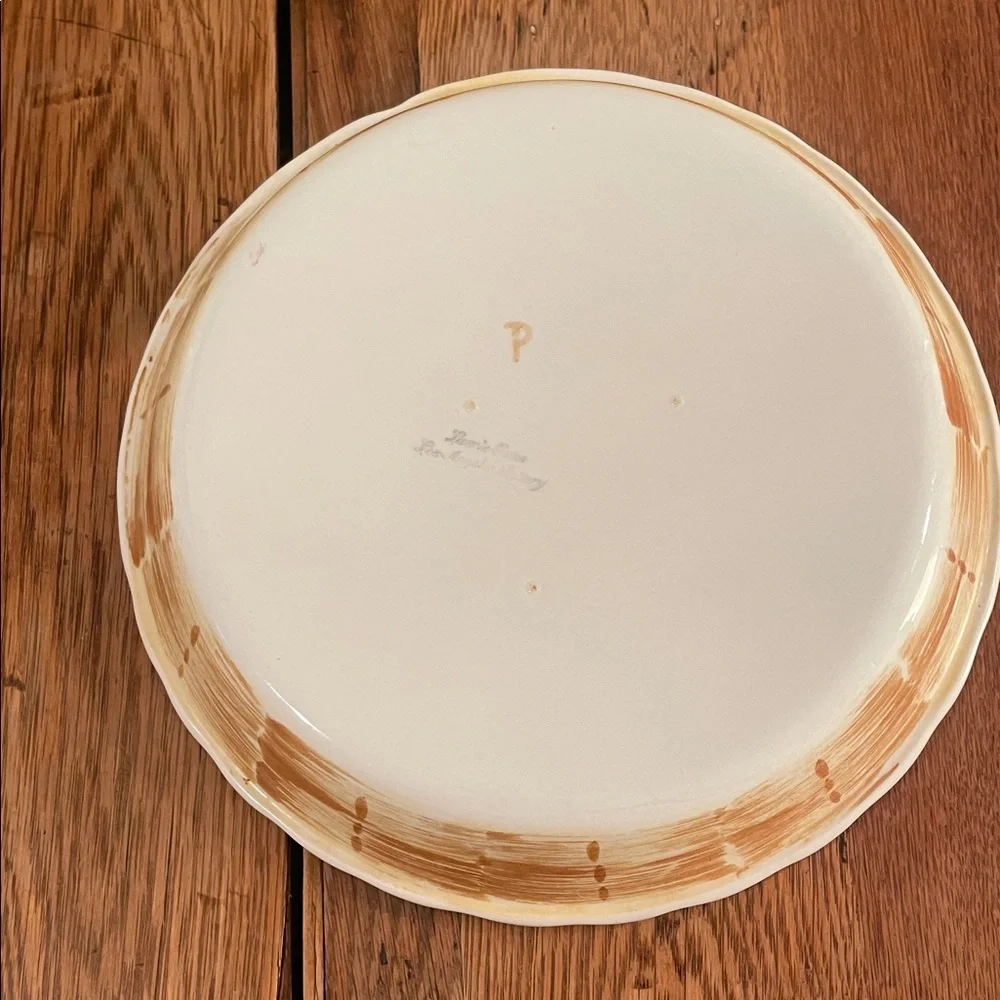 Laurie Gates Peaches Hand-Painted Pie Plate – Los Angeles Pottery